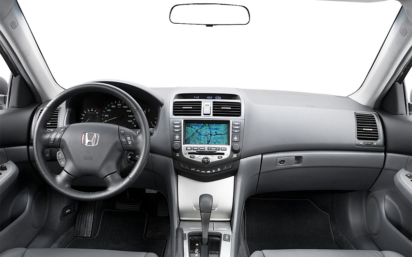 Toyota Corolla Sedan 1-4Pax