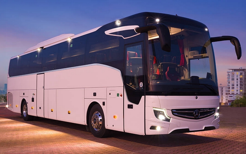 Mercedes Benz Busz 46Pax Turismo