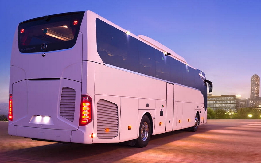 Mercedes Benz Busz 46Pax Turismo