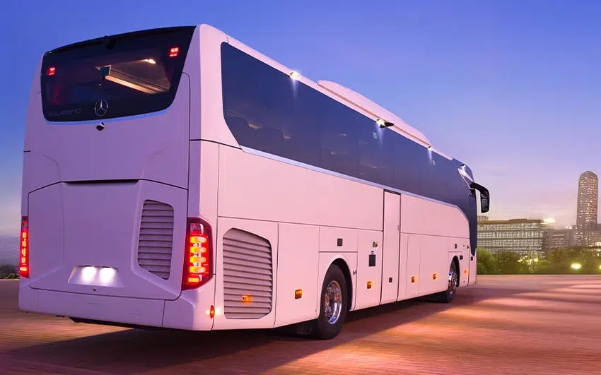 Mercedes Benz Busz 46Pax Turismo