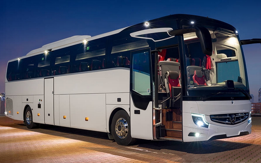 Mercedes Benz Busz 46Pax Turismo