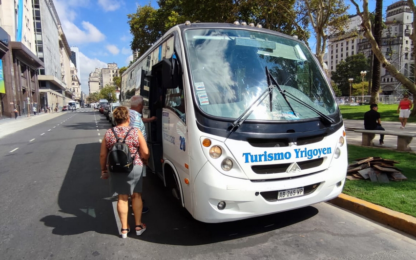 Mercedes Benz MiniBus 24Pax Turismo