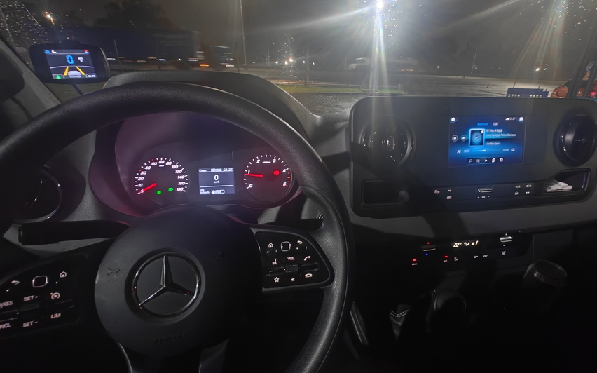 Mercedes Benz Sprinter 19Pax Turismo