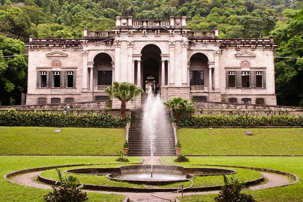 Varázslatos kirándulás Rio de Janeiro Botanikus kertjében és a mesés Parque Lage-ban